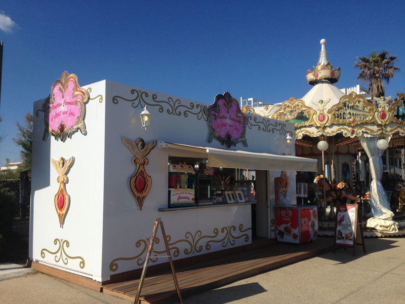 Caroussel enseigne et plaquage décoration adhésive