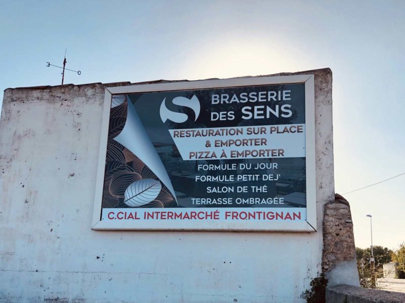 Panneau pub 4x3 Brasserie des sens Intermarché frontignan
