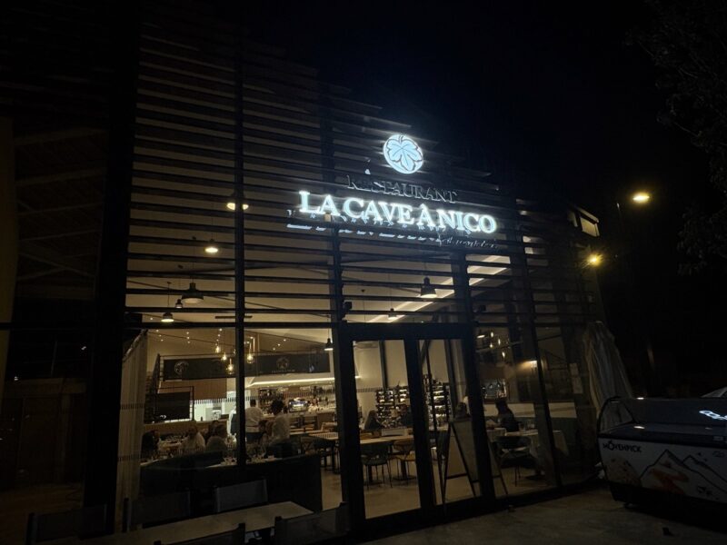 Enseigne lumineuse pour un restaurant